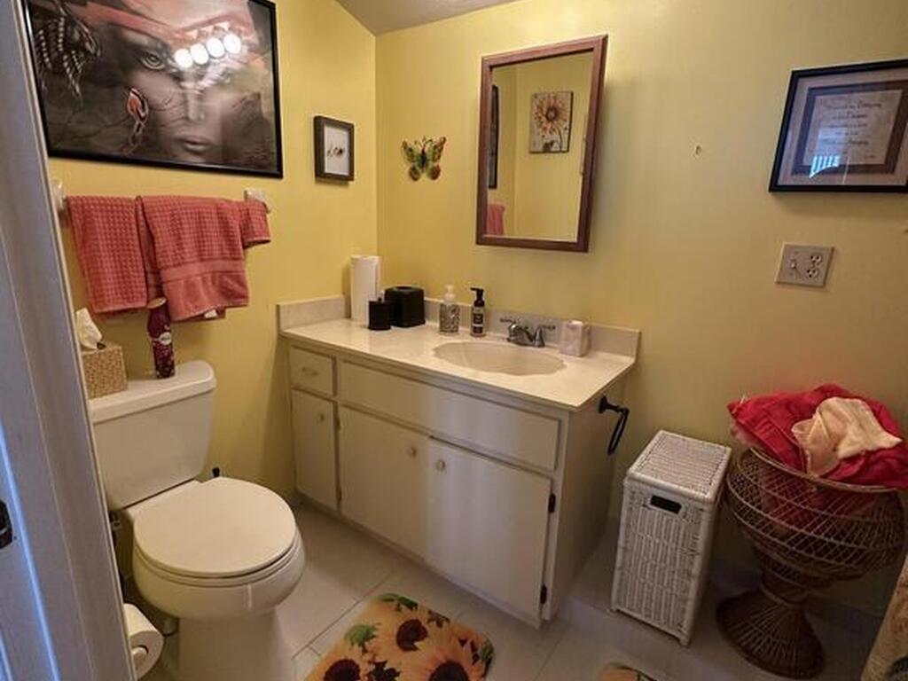 8520 Us-1, Micco, FL 32976