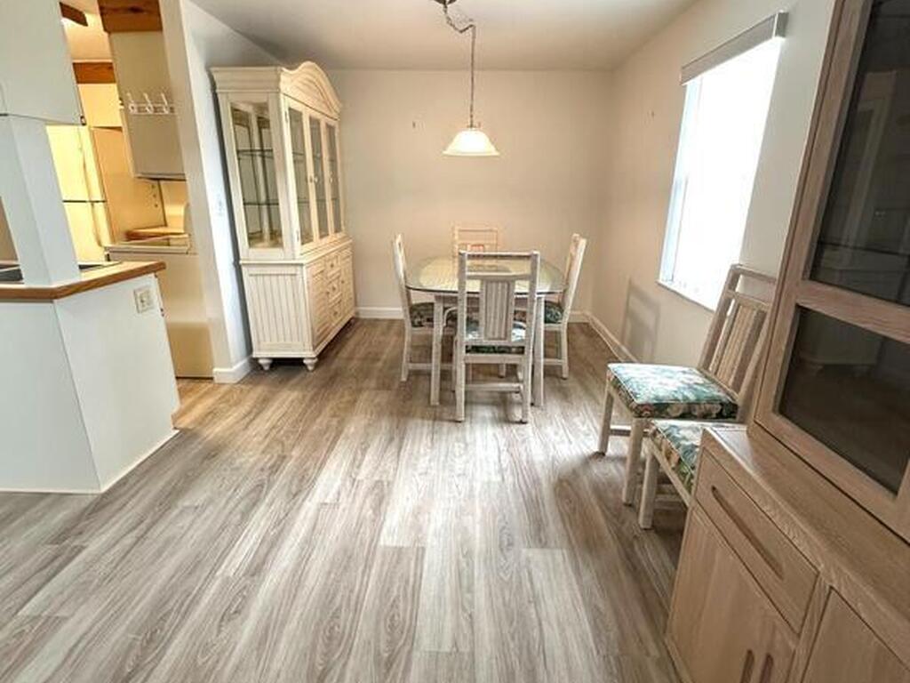 8520 Us-1, Micco, FL 32976