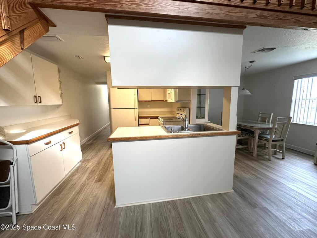 8520 Us-1, Micco, FL 32976