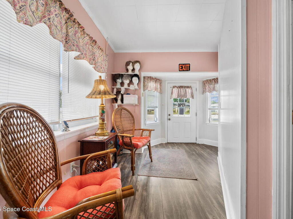 517 E Strawbridge Avenue, Melbourne, FL 32901