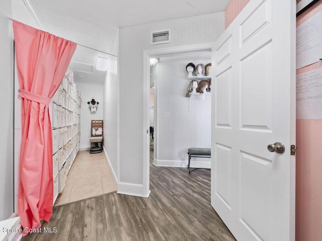 517 E Strawbridge Avenue, Melbourne, FL 32901