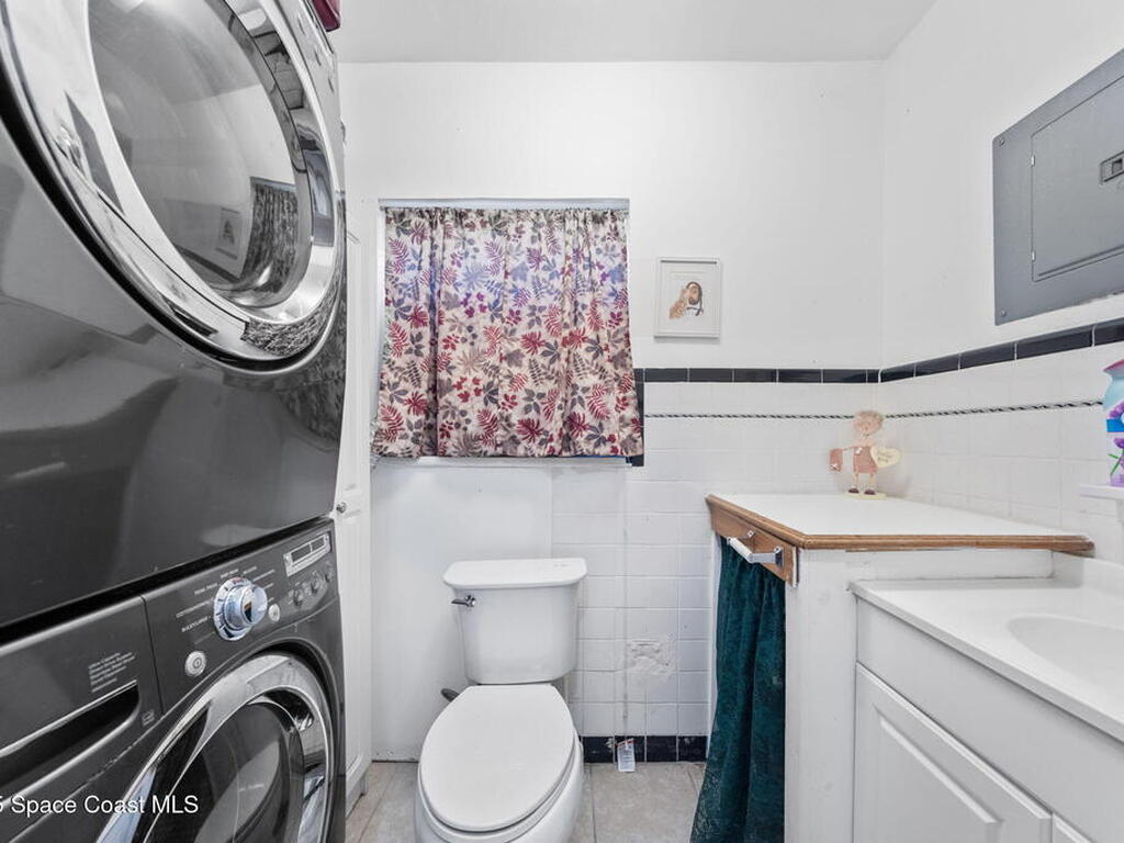 517 E Strawbridge Avenue, Melbourne, FL 32901