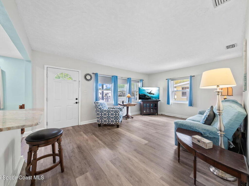 517 E Strawbridge Avenue, Melbourne, FL 32901