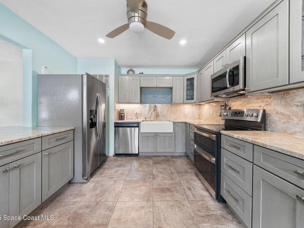 517 E Strawbridge Avenue, Melbourne, FL 32901