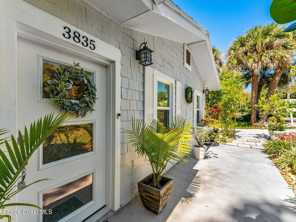 3835 S Tropical Trail, Merritt Island, FL 32952