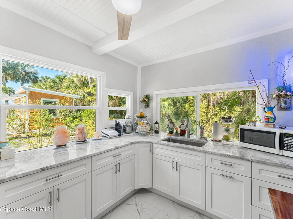 3835 S Tropical Trail, Merritt Island, FL 32952