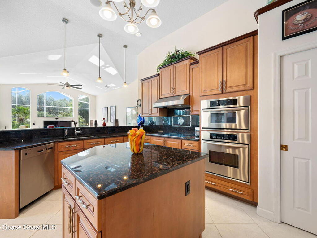 1387 Dorset Place, Melbourne, FL 32940