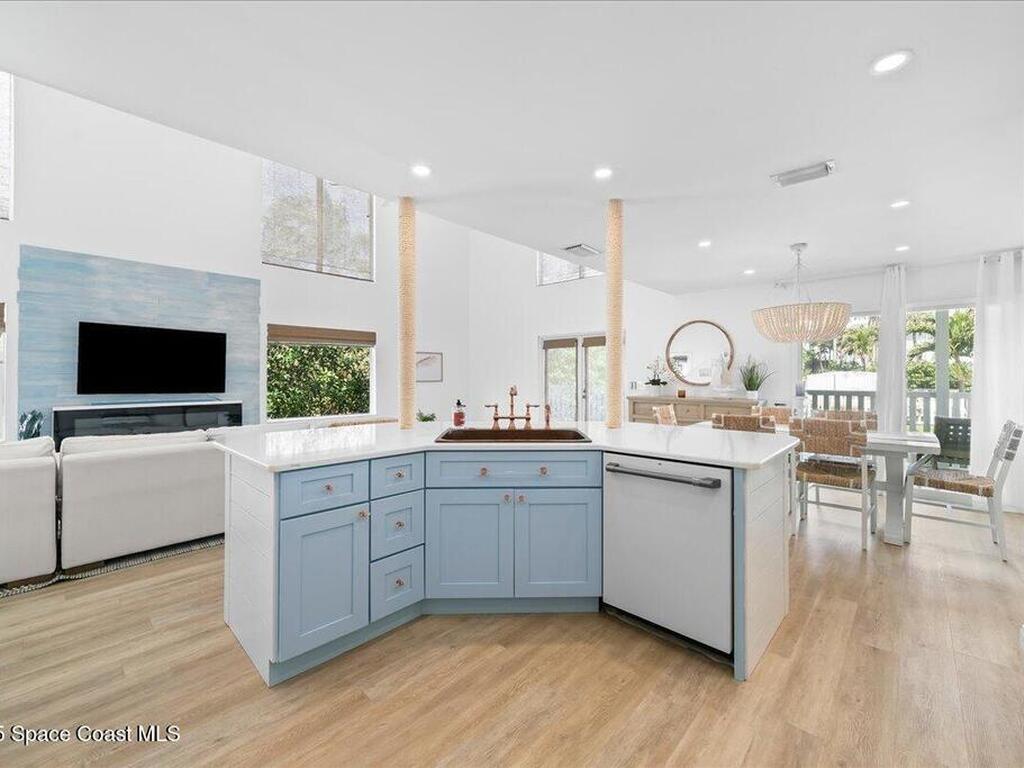 6810 Jimmy Buffett Mem Highway, Melbourne Beach, FL 32951