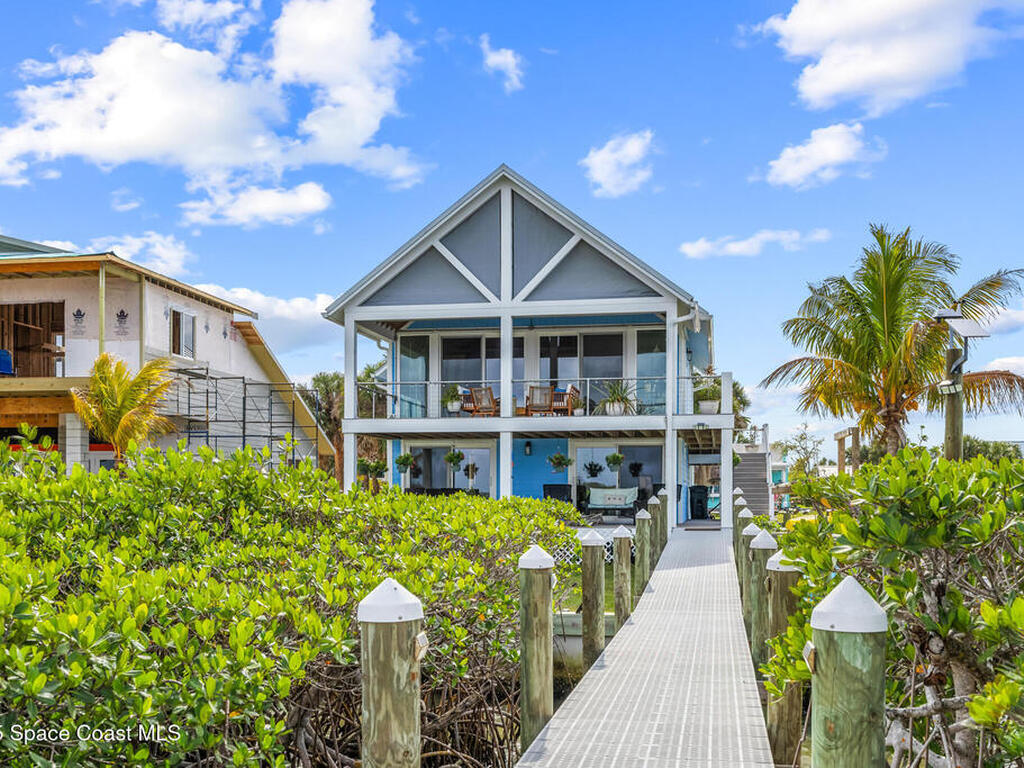 18 Vip Island, Grant, FL 32949