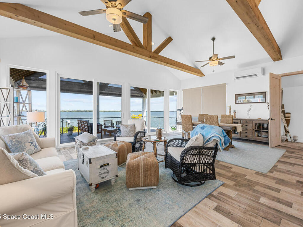 18 Vip Island, Grant, FL 32949
