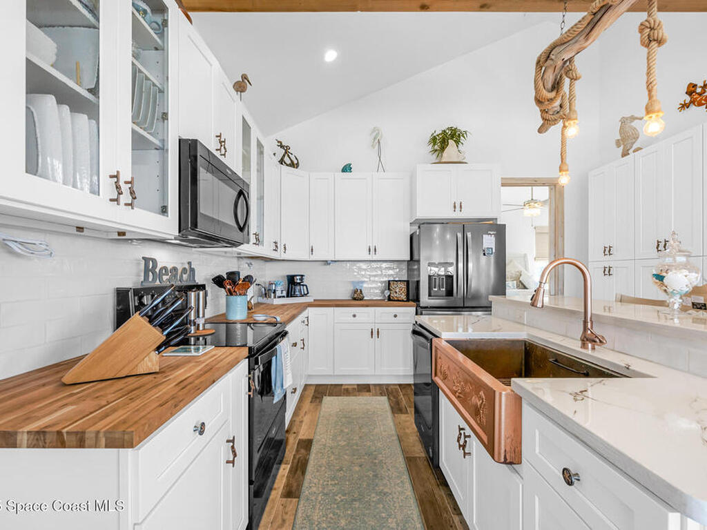 18 Vip Island, Grant, FL 32949