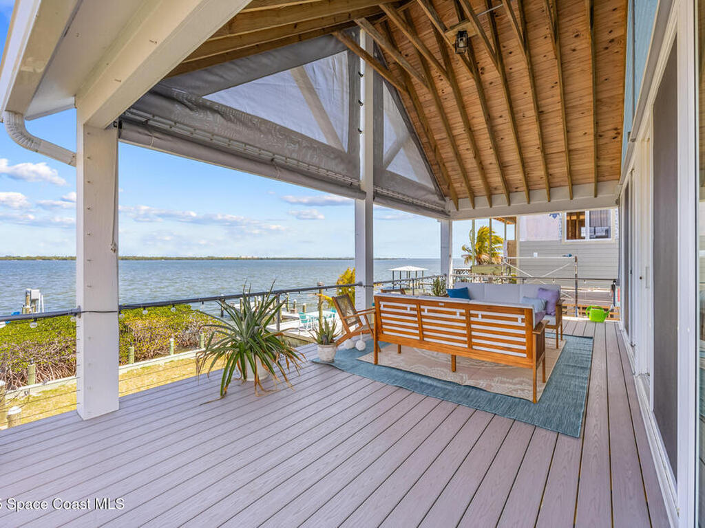 18 Vip Island, Grant, FL 32949