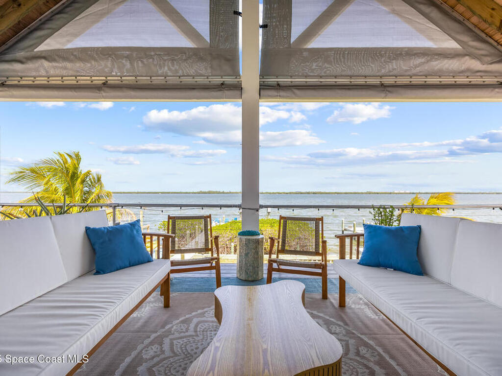 18 Vip Island, Grant, FL 32949