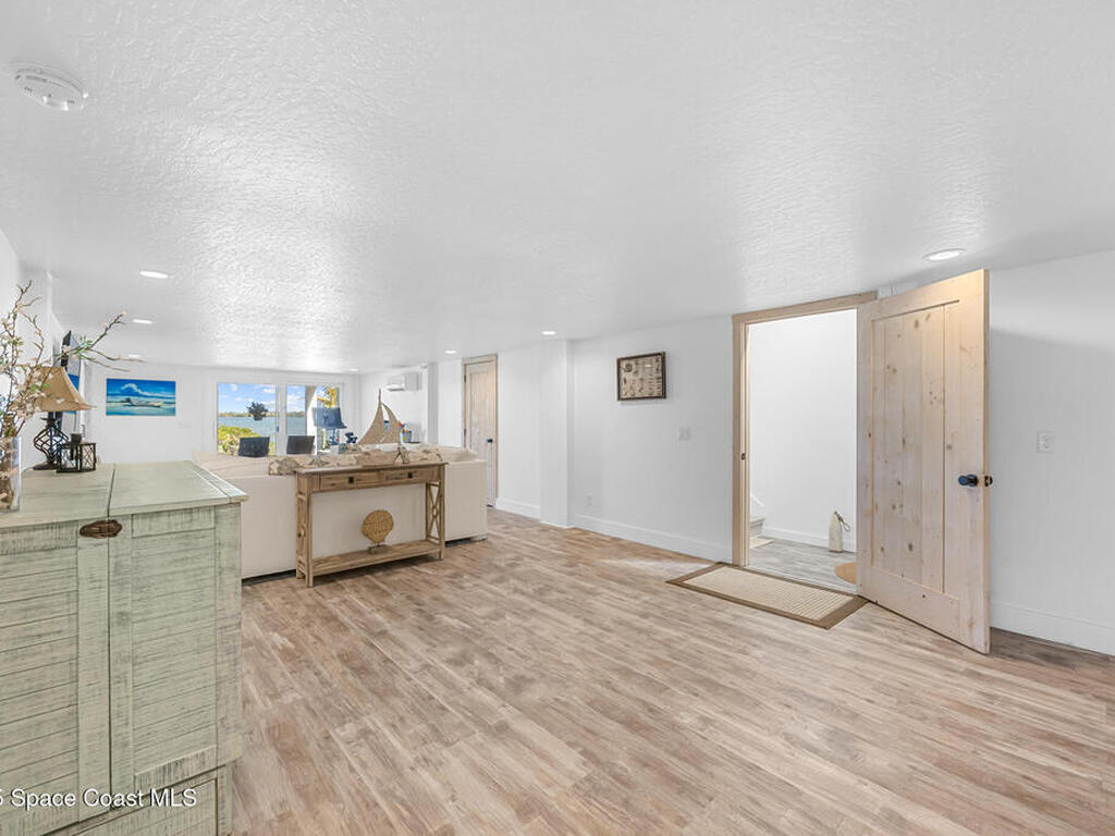 18 Vip Island, Grant, FL 32949