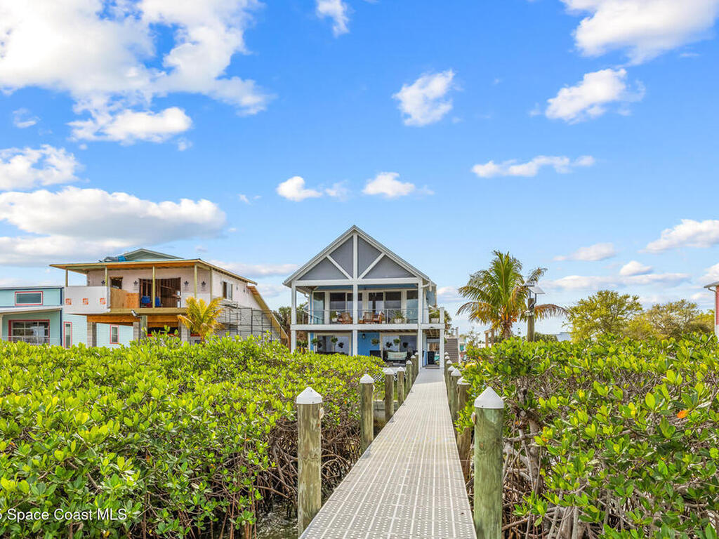 18 Vip Island, Grant, FL 32949