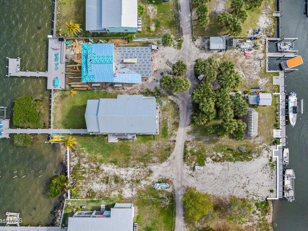 18 Vip Island, Grant, FL 32949