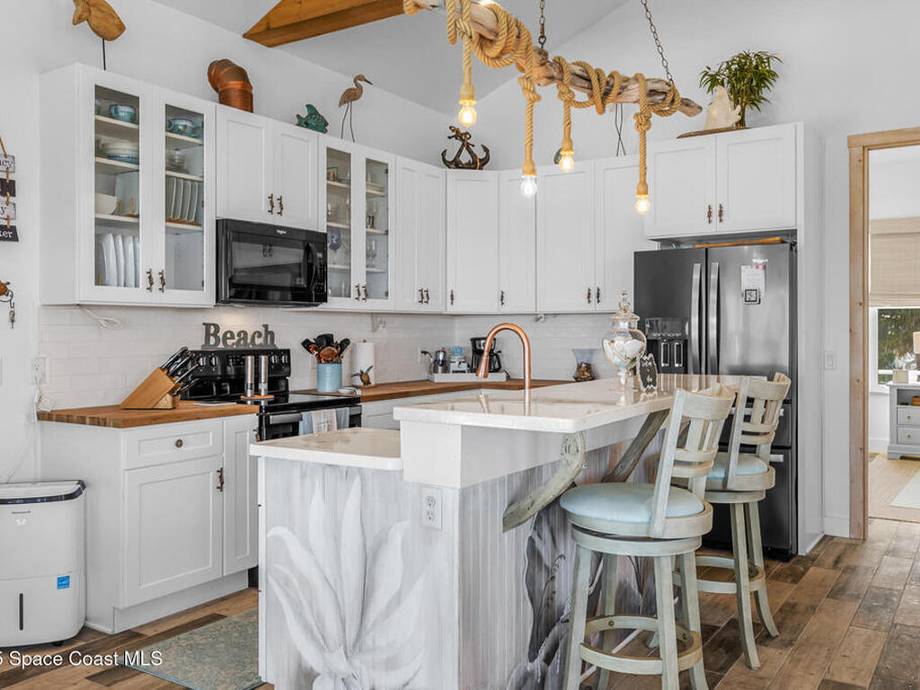 18 Vip Island, Grant, FL 32949