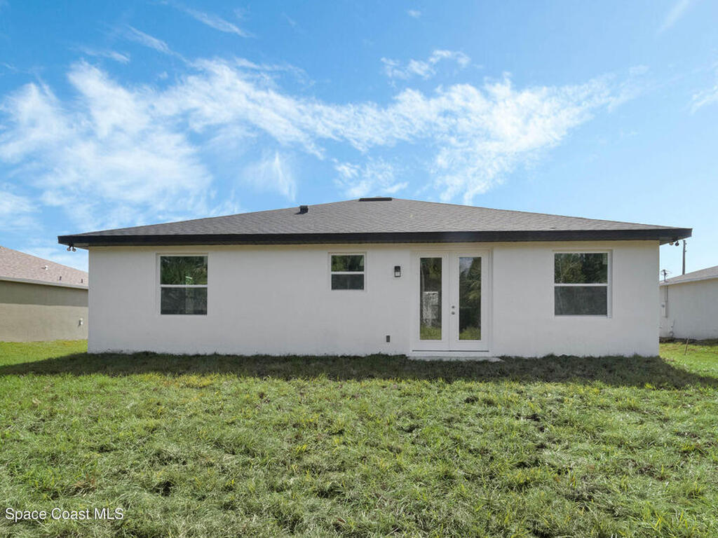 521 Garbelmann Street, Palm Bay, FL 32908