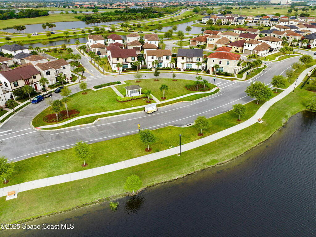 7072 Mercado Lane, Melbourne, FL 32940