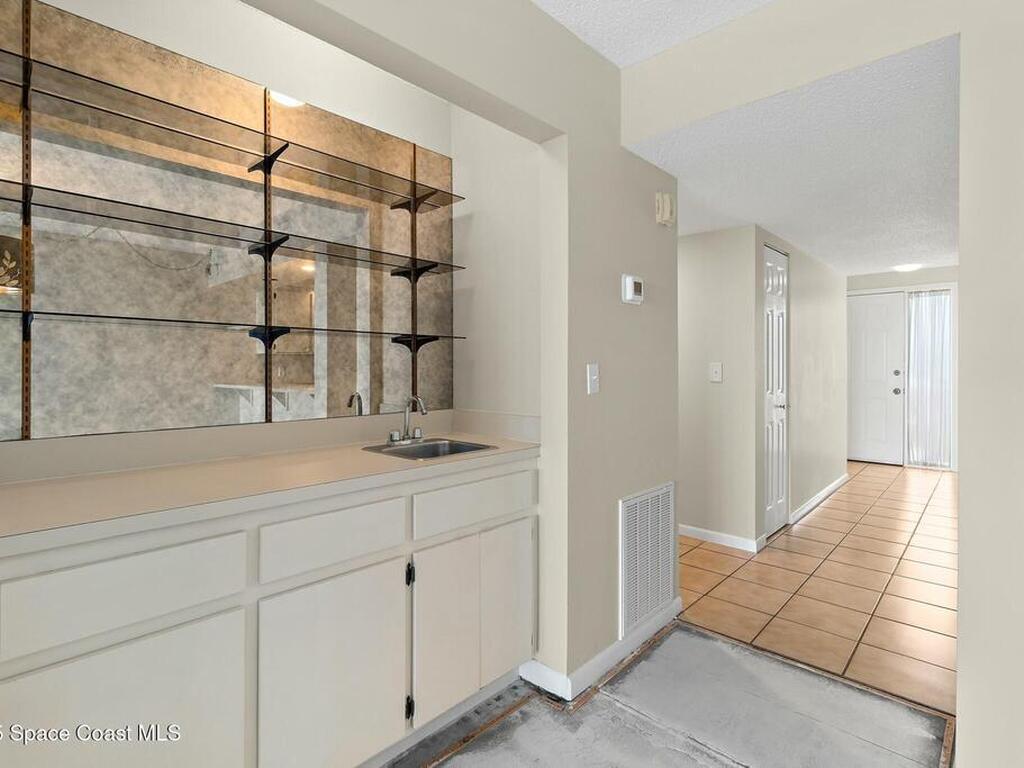 200 S Banana River Boulevard, Cocoa Beach, FL 32931