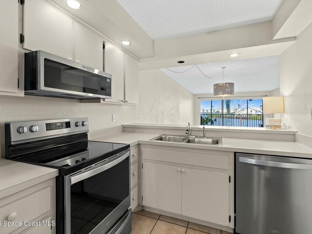 200 S Banana River Boulevard, Cocoa Beach, FL 32931