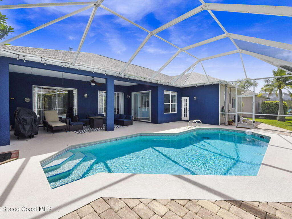 832 Carriage Hill Road, Melbourne, FL 32940