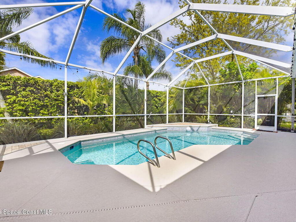 832 Carriage Hill Road, Melbourne, FL 32940