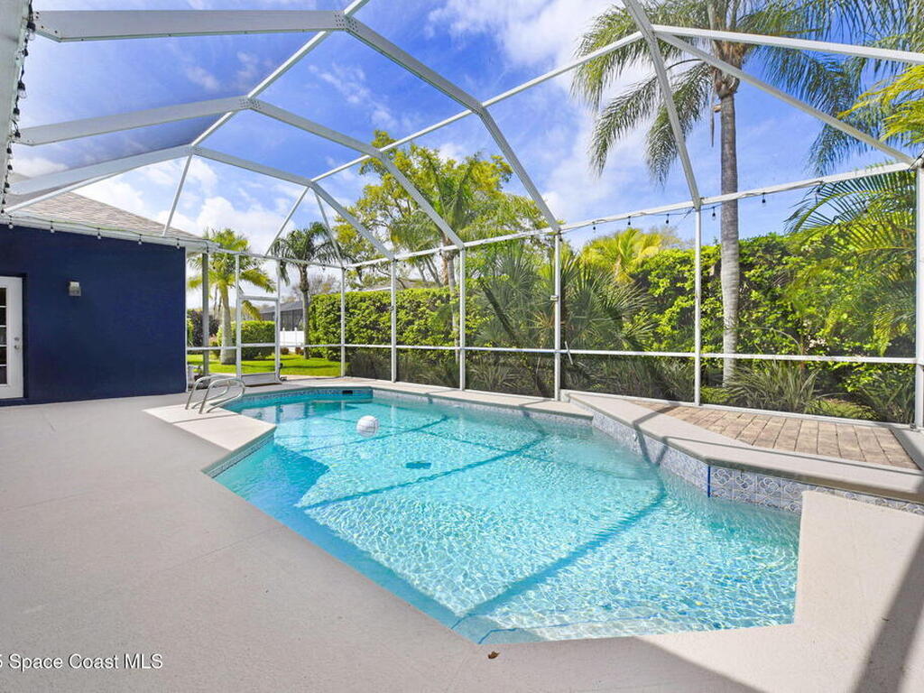 832 Carriage Hill Road, Melbourne, FL 32940