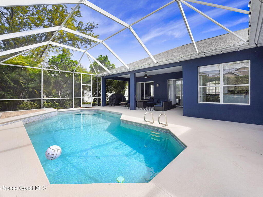 832 Carriage Hill Road, Melbourne, FL 32940