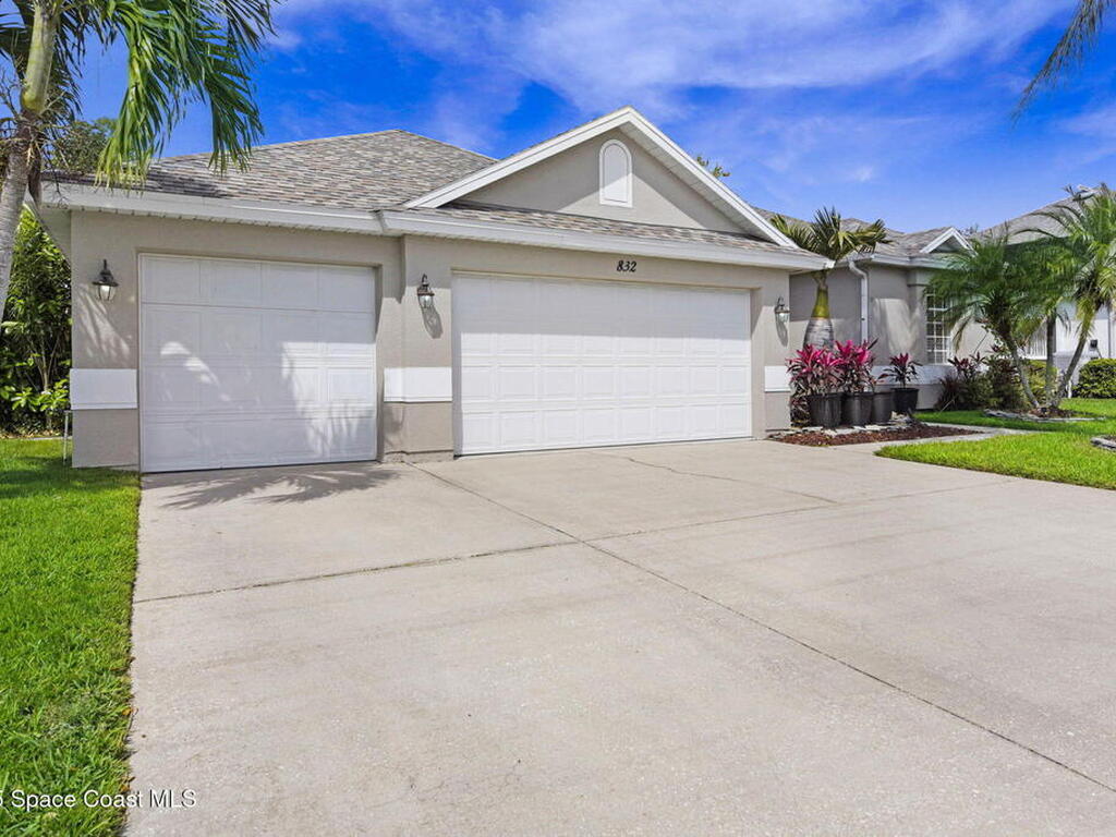 832 Carriage Hill Road, Melbourne, FL 32940