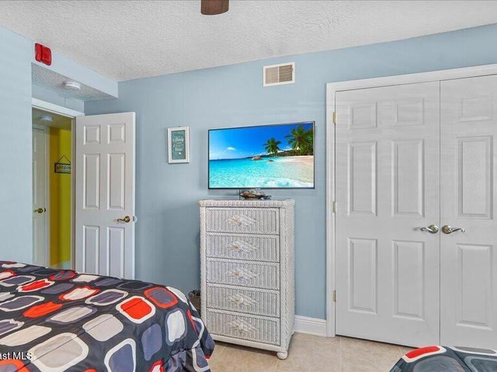 1050 N Atlantic Avenue, Cocoa Beach, FL 32931