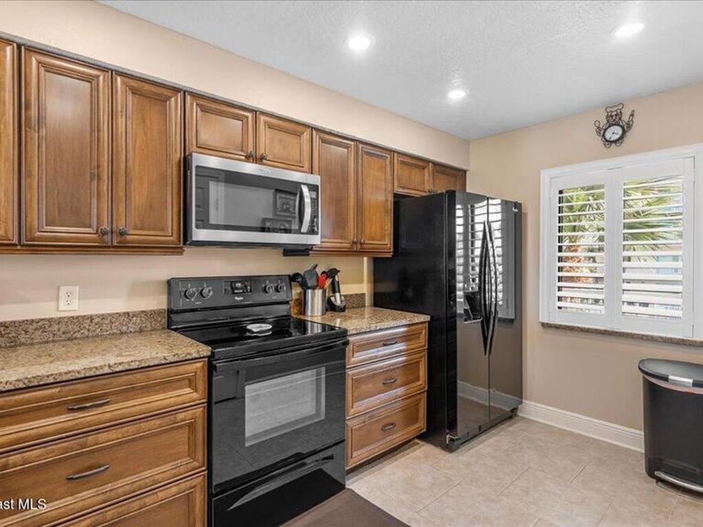1050 N Atlantic Avenue, Cocoa Beach, FL 32931