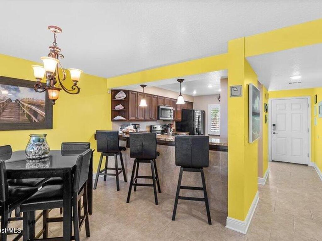 1050 N Atlantic Avenue, Cocoa Beach, FL 32931