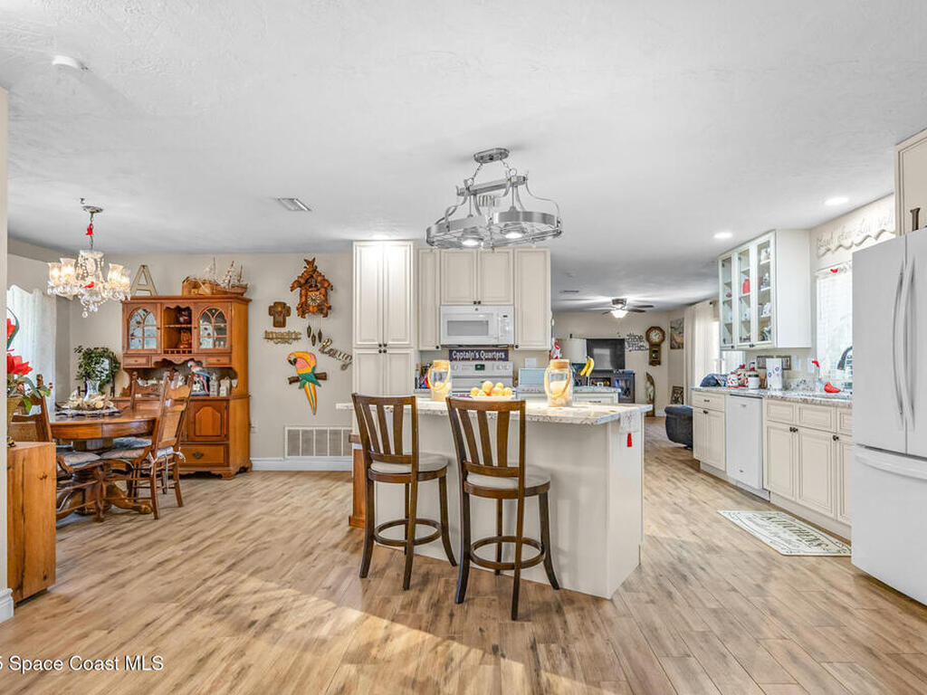 125 Florida Boulevard, Merritt Island, FL 32953
