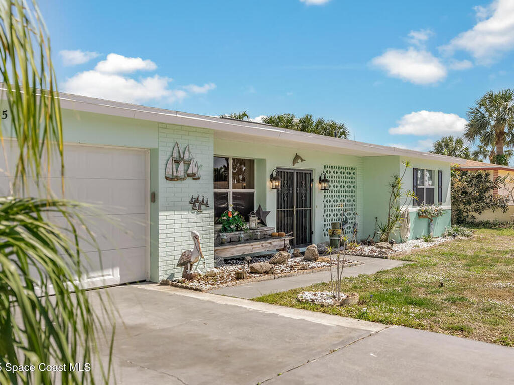 125 Florida Boulevard, Merritt Island, FL 32953