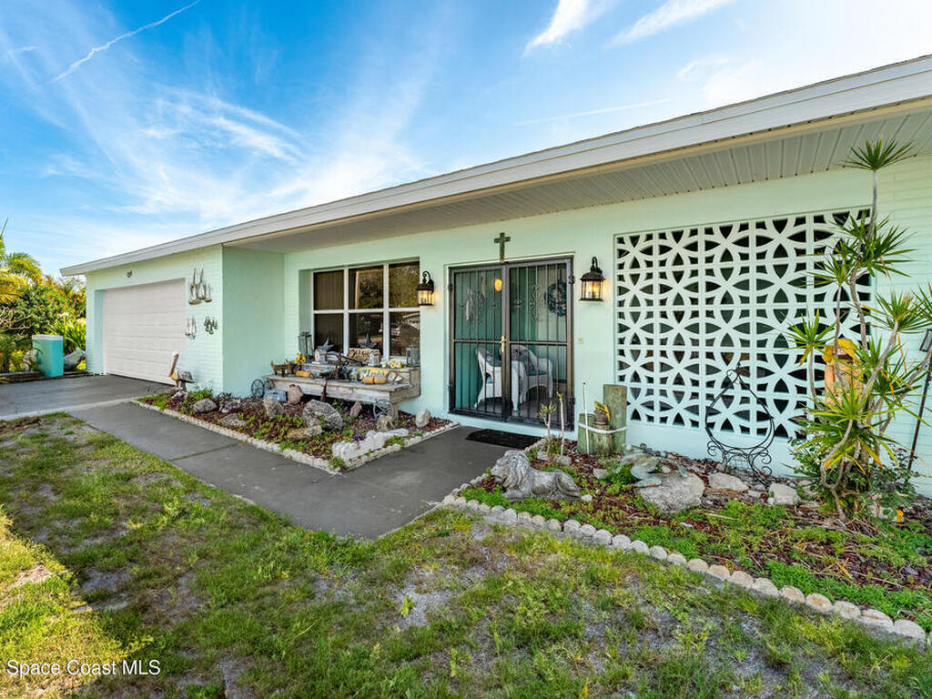 125 Florida Boulevard, Merritt Island, FL 32953