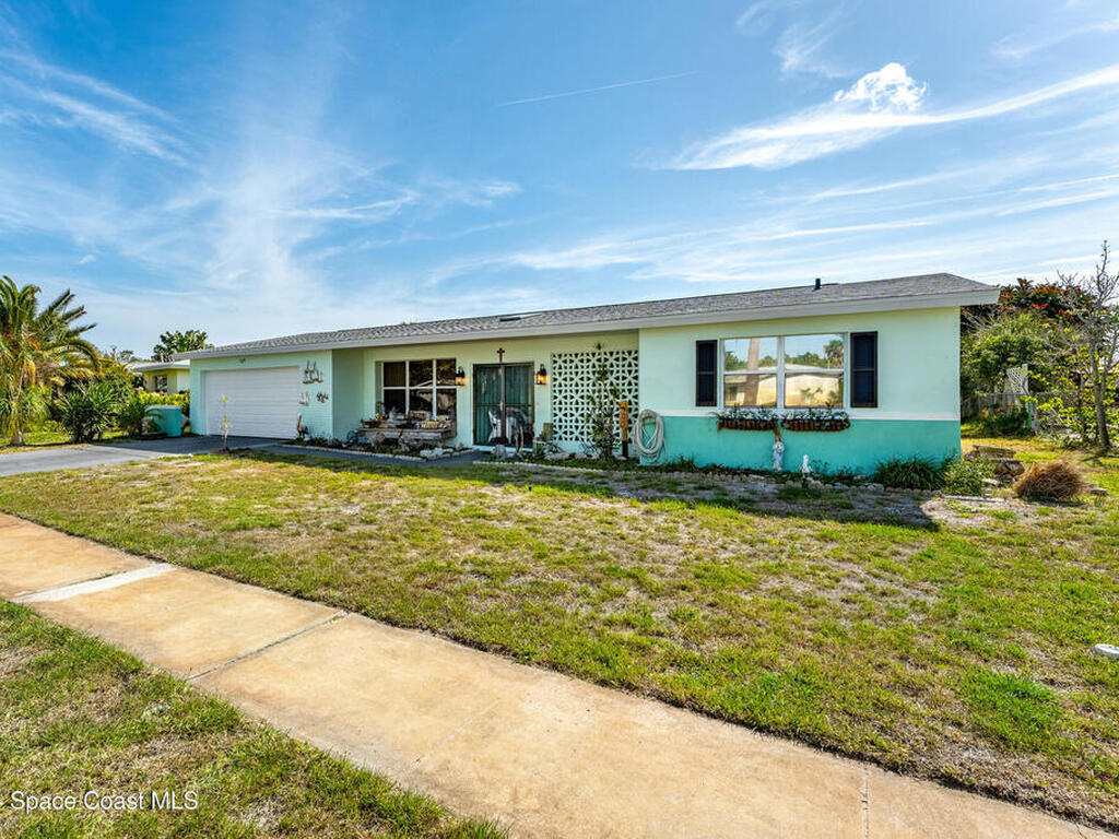 125 Florida Boulevard, Merritt Island, FL 32953