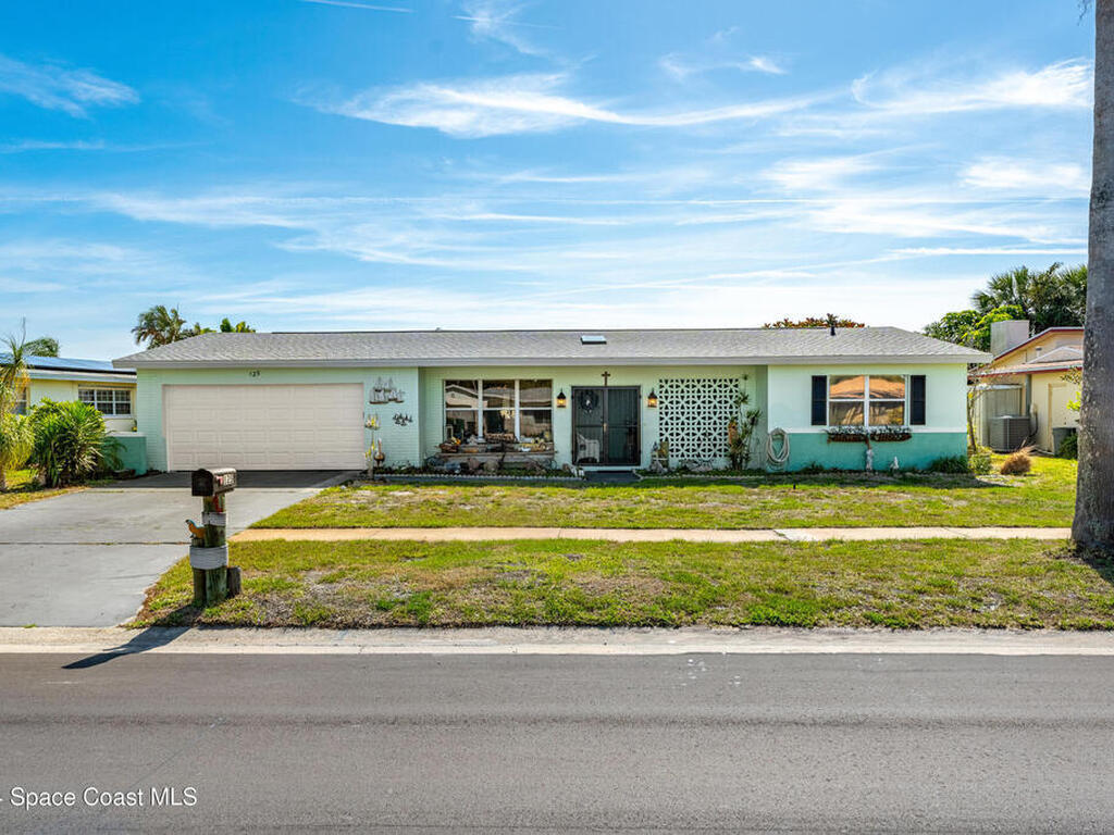 125 Florida Boulevard, Merritt Island, FL 32953
