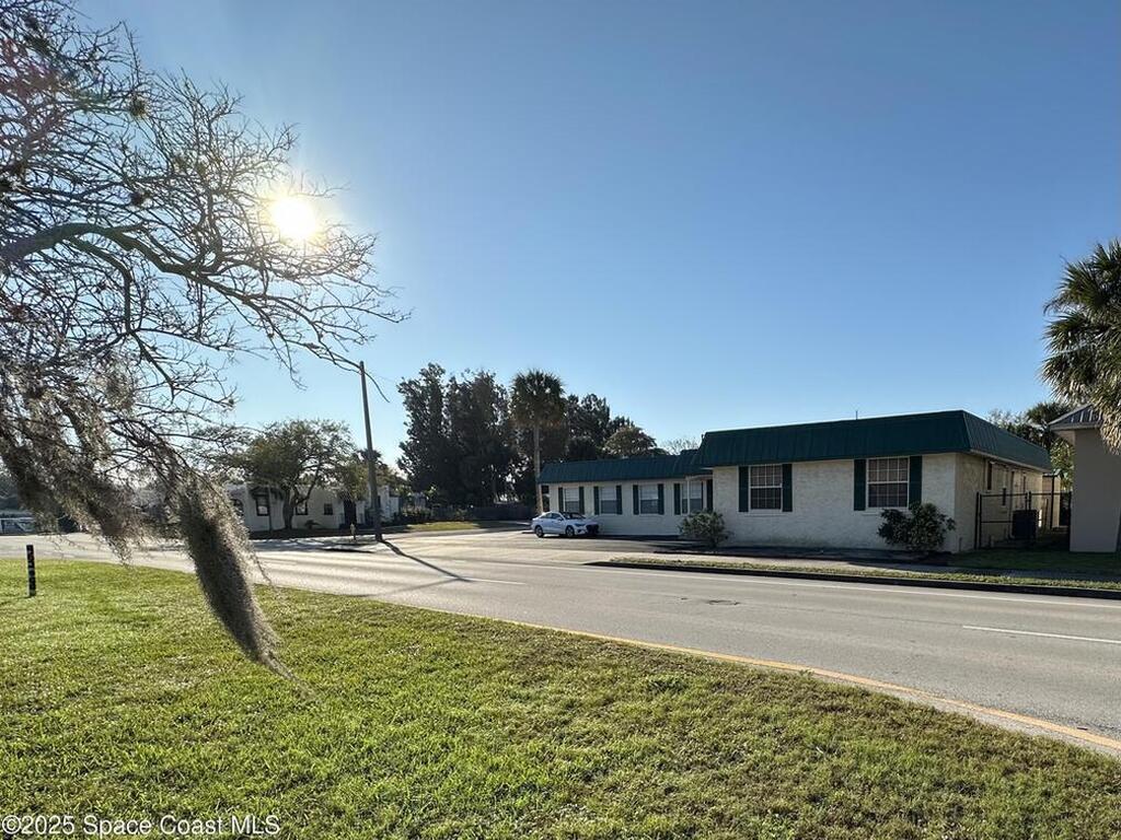 115 E New Haven Avenue, Melbourne, FL 32901