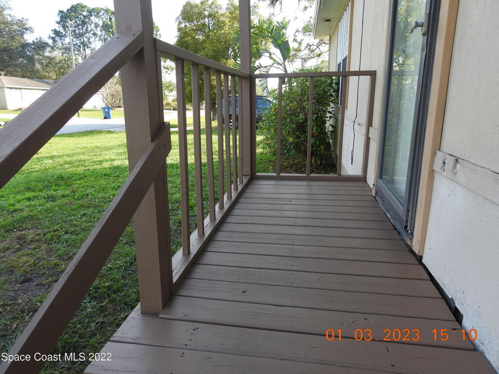 484 Bridgeport Avenue, Palm Bay, FL 32907