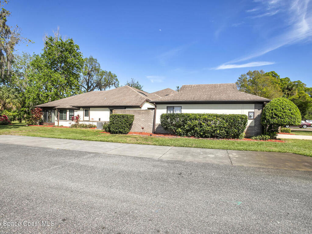 2197 Kings Cross Street, Titusville, FL 32796