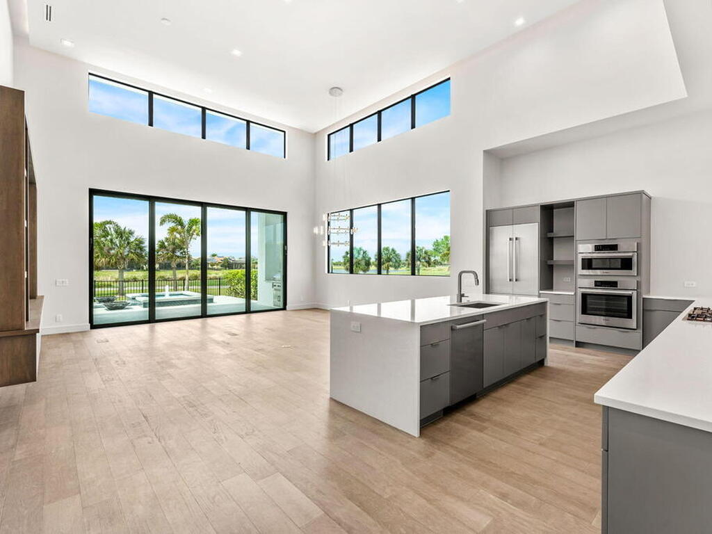 6434 Modern Duran Drive, Melbourne, FL 32940