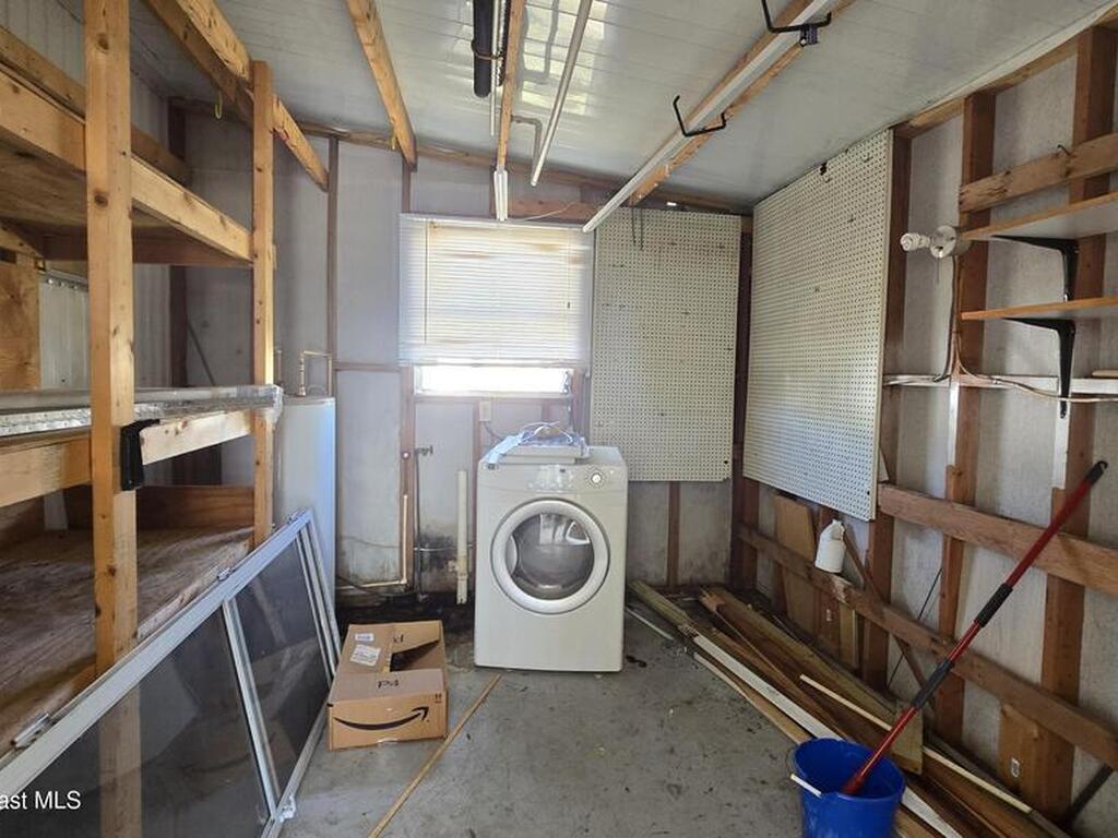 861 Pecan Circle, Barefoot Bay, FL 32976