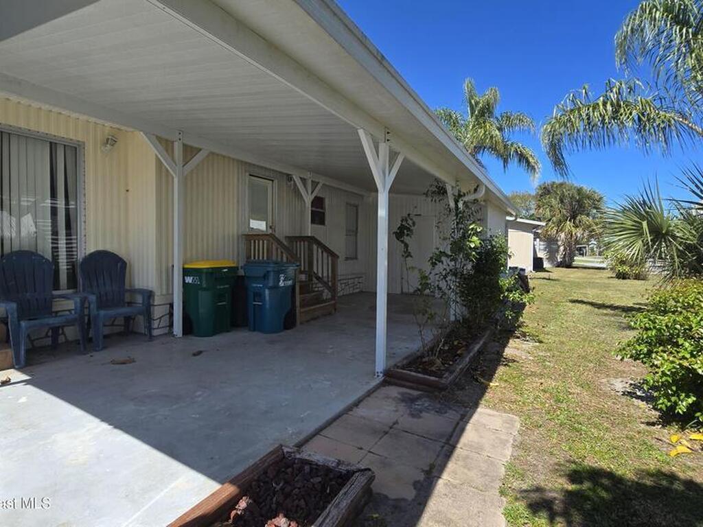 861 Pecan Circle, Barefoot Bay, FL 32976