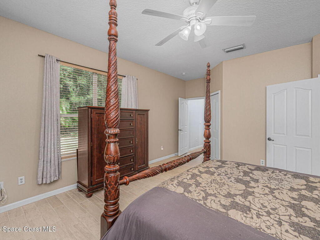504 Sebastian Crossings Boulevard, Sebastian, FL 32958
