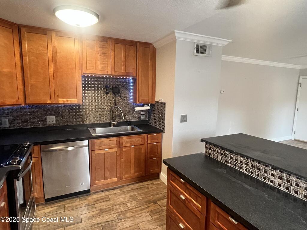 145 E Colonial Court, Indian Harbour Beach, FL 32937