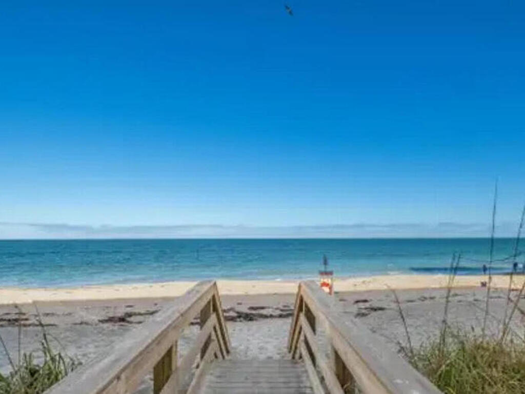 145 E Colonial Court, Indian Harbour Beach, FL 32937