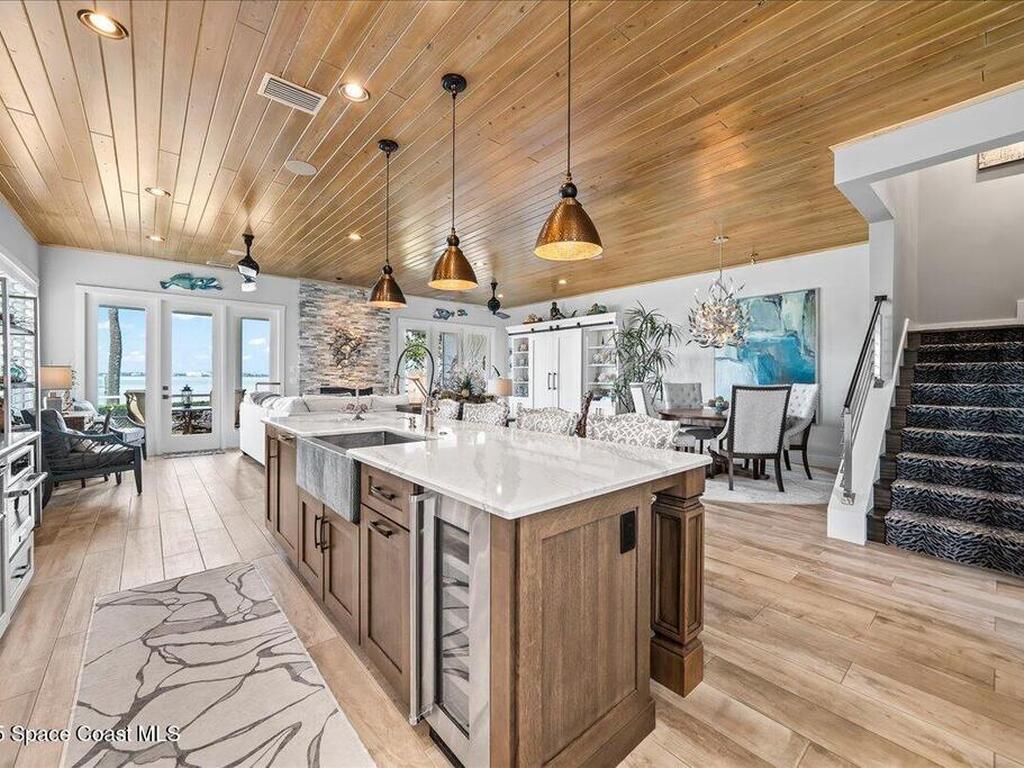 222 Glengarry Avenue, Melbourne Beach, FL 32951