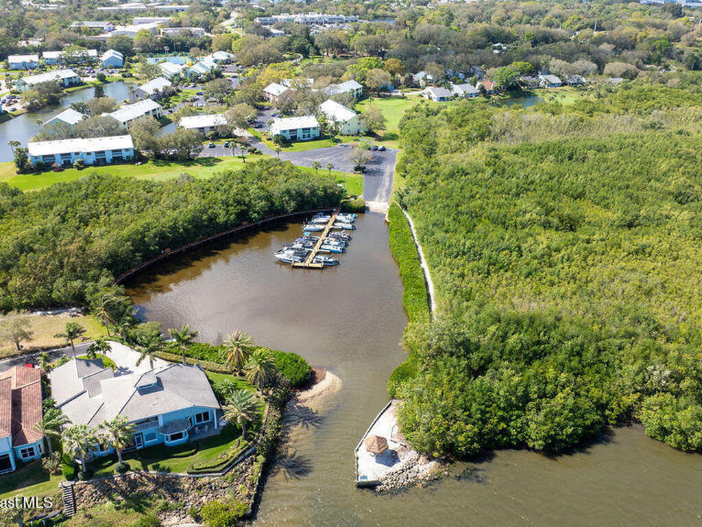 5740 Marina Drive, Sebastian, FL 32958