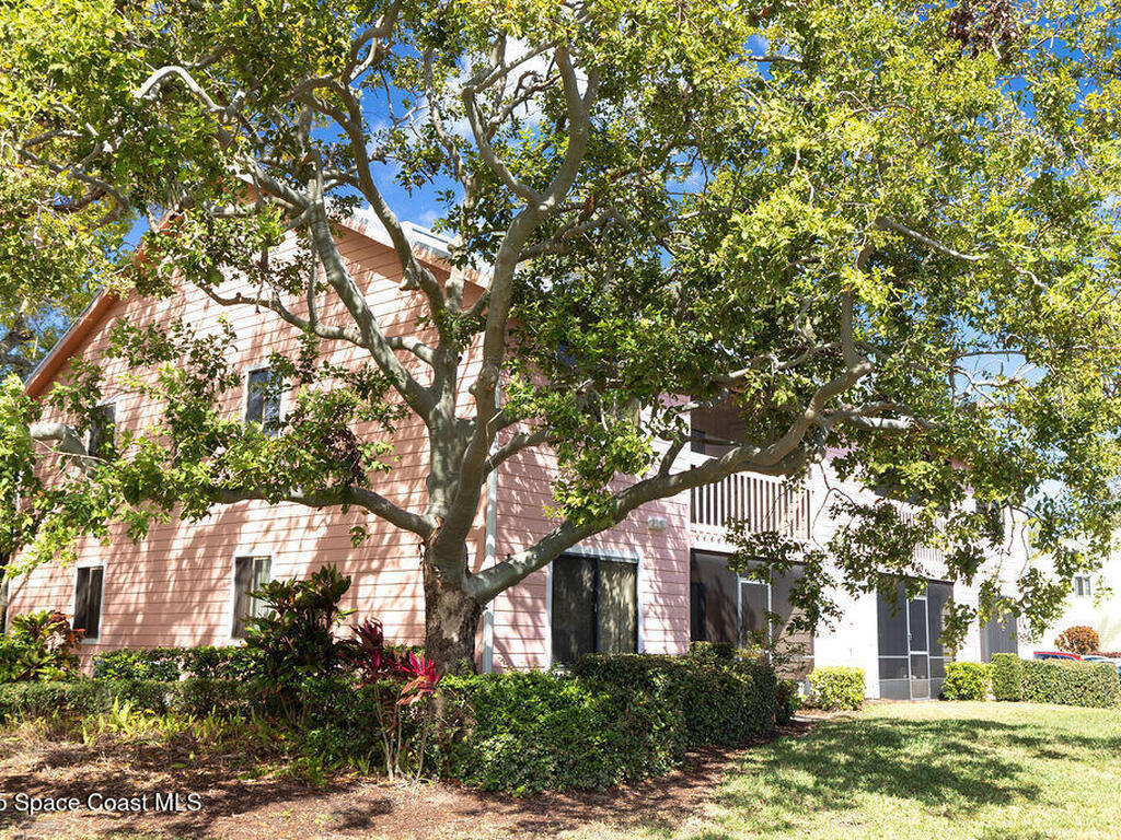 5740 Marina Drive, Sebastian, FL 32958